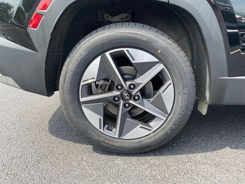 Certified 2025 Hyundai Tucson SEL AWD/4WD image 9