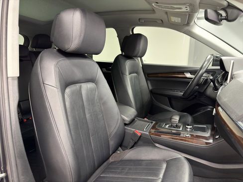 Used 2020 Audi Q5 2.0T Premium Plus w/ Premium Plus Package image 12