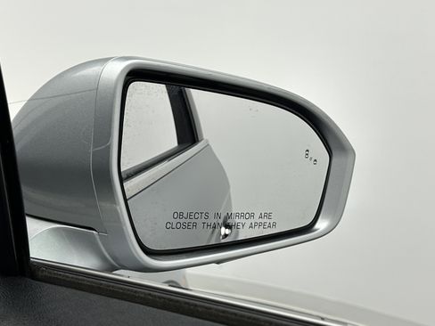 Used 2020 Lincoln Nautilus Reserve w/ Equipment Group 201A image 40