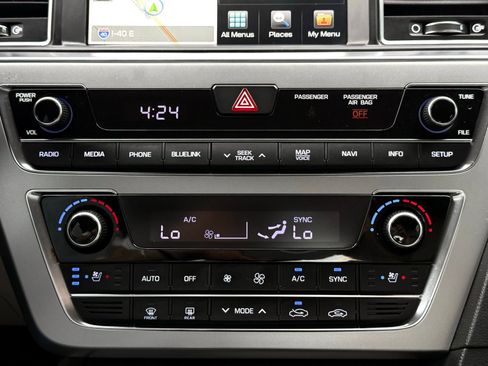 Used 2017 Hyundai Sonata Limited w/ Tech Package 03 image 49