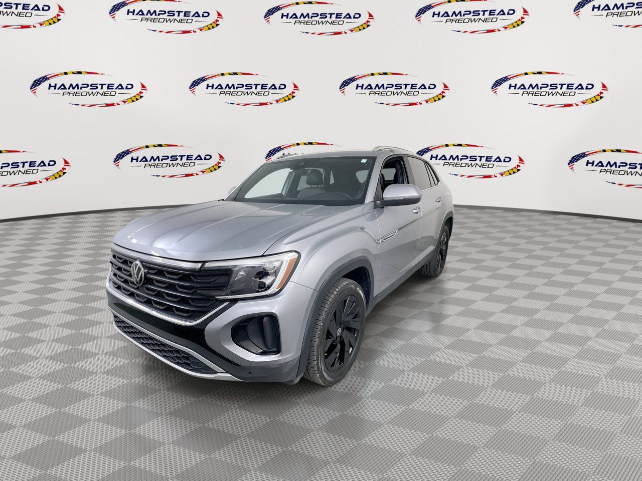 Used 2025 Volkswagen Atlas Cross Sport SE AWD/4WD image 4