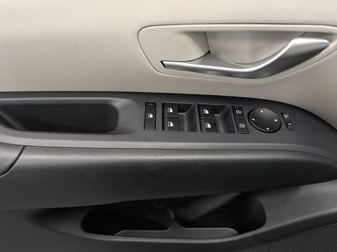 Certified 2025 Hyundai Tucson SEL AWD/4WD image 9