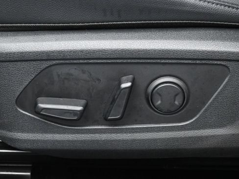 Used 2026 Kia Sportage EX w/ EX Panorama Roof Package FWD image 12