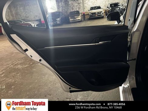 Certified 2023 Toyota Camry SE FWD image 11