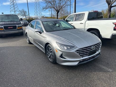 Used 2020 Hyundai Sonata Blue image 1