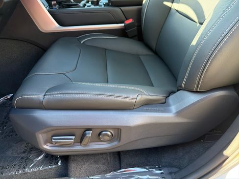New 2026 Toyota Tundra Limited AWD/4WD image 12