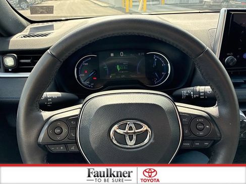 Certified 2024 Toyota RAV4 SE w/ Convenience Package AWD/4WD image 32