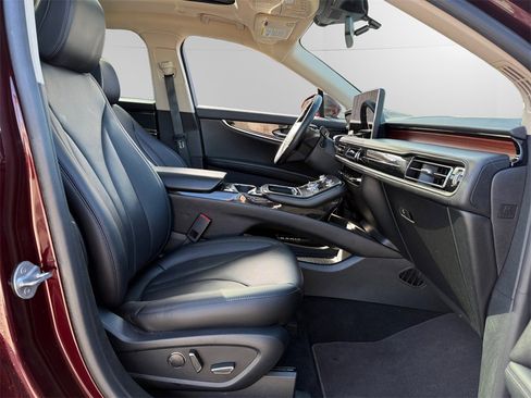 Used 2022 Lincoln Nautilus Reserve image 15