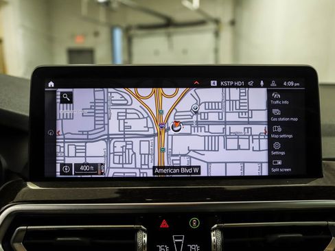 Used 2023 BMW X3 xDrive30i w/ Premium Package image 16