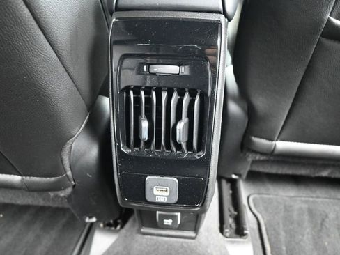 Used 2024 Jeep Compass Latitude image 27