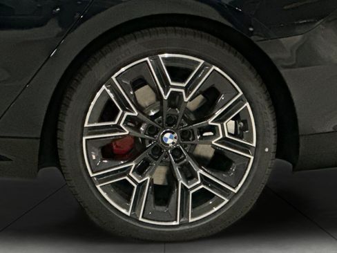 New 2027 BMW 530i xDrive w/ M Sport Package AWD/4WD image 25