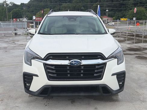 Used 2023 Subaru Ascent Limited AWD/4WD image 5