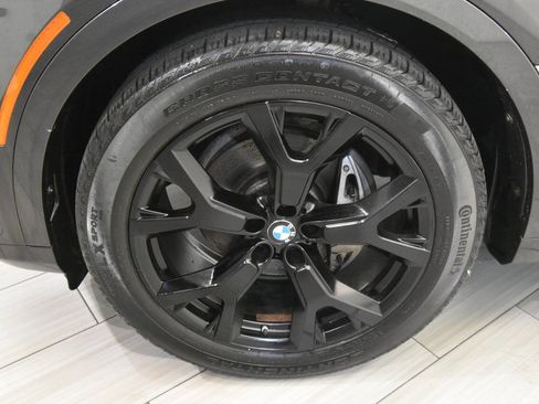 Used 2020 BMW X7 xDrive40i w/ Cold Weather Package image 10