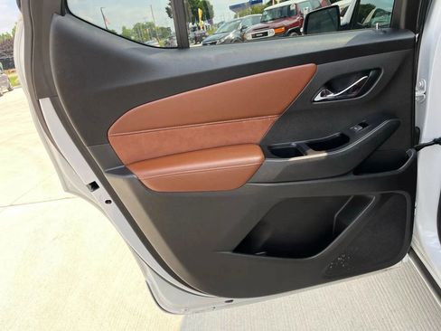 Used 2019 Chevrolet Traverse High Country w/ LPO, Floor Liner Package image 18