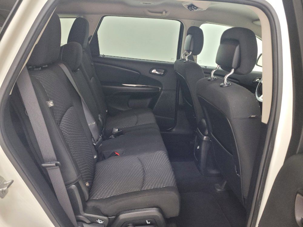 Used 2020 Dodge Journey SE w/ SE Popular Equipment Group FWD image 19