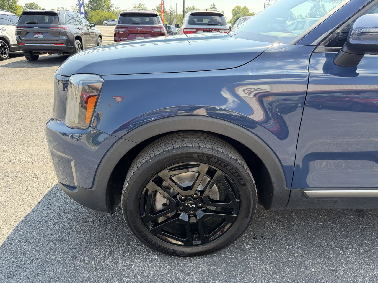 Used 2023 Kia Telluride EX X-Line AWD/4WD image 12