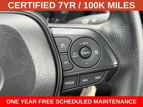 Used 2025 Toyota Corolla LE FWD image 23