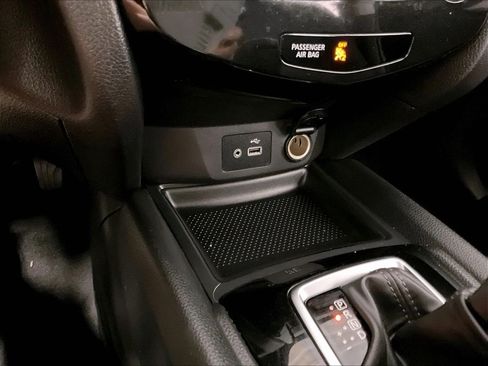 Used 2020 Nissan Rogue S AWD/4WD image 26