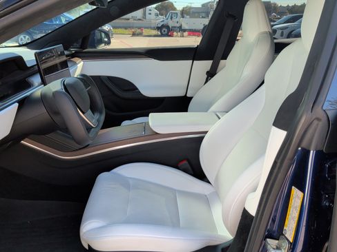 Used 2022 Tesla Model S image 15