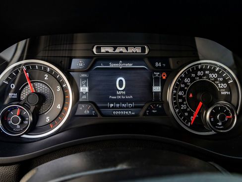 Used 2024 RAM 3500 Laramie w/ Night Edition image 19