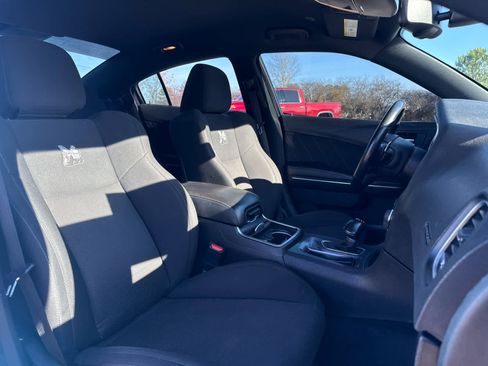 Used 2018 Dodge Charger R/T Scat Pack w/ Dynamics Package image 17