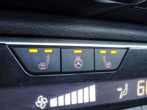 Used 2022 Nissan Sentra SV w/ All-Weather Package FWD image 27
