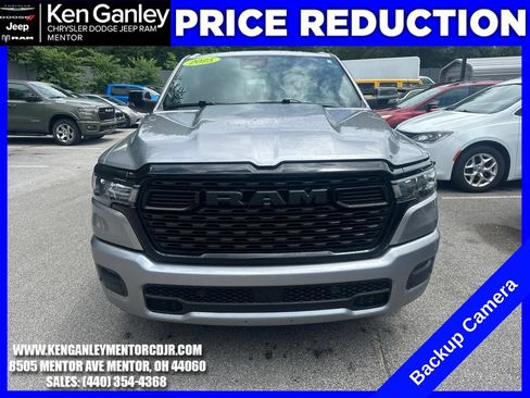 Used 2025 RAM 1500 Big Horn AWD/4WD image 2
