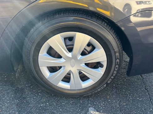 Used 2012 Subaru Impreza 2.0i image 29