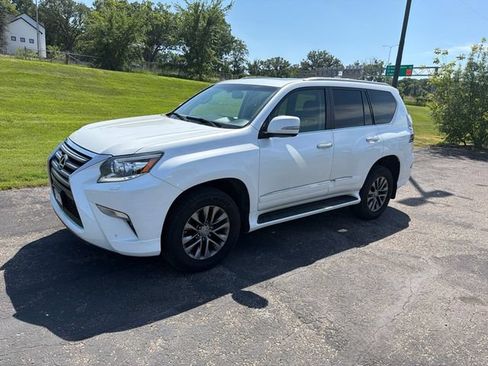 Used 2015 Lexus GX 460 Luxury AWD/4WD image 2