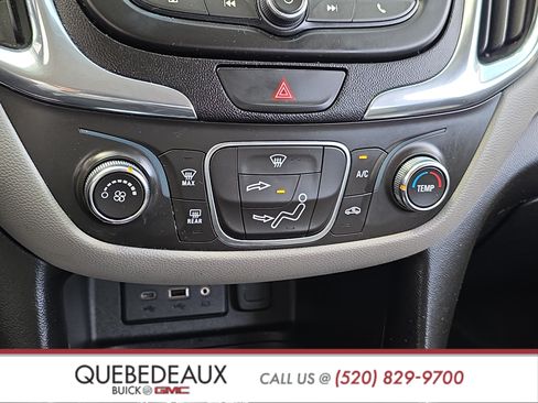 Used 2019 Chevrolet Equinox LS w/ LS Convenience Package FWD image 18