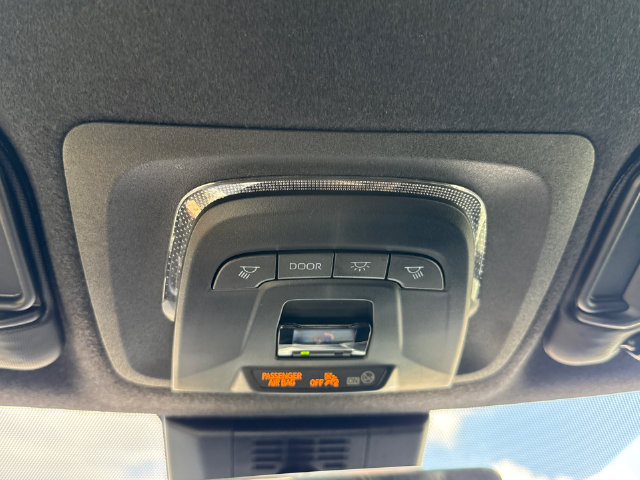 Used 2025 Toyota Corolla SE FWD image 21