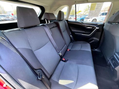 Used 2024 Toyota RAV4 XLE w/ Convenience Package image 16