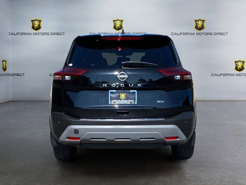 Used 2022 Nissan Rogue SV image 6