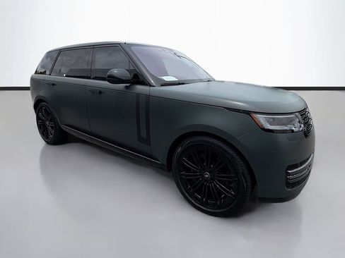 Used 2023 Land Rover Range Rover Long Wheelbase SE AWD/4WD image 3