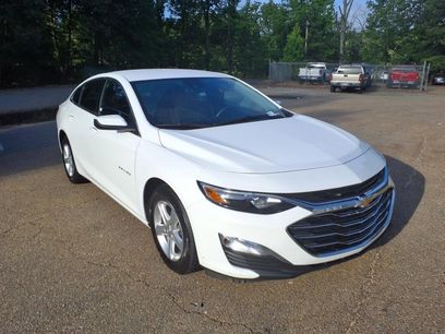Used 2024 Chevrolet Malibu LS w/ Driver Confidence Package