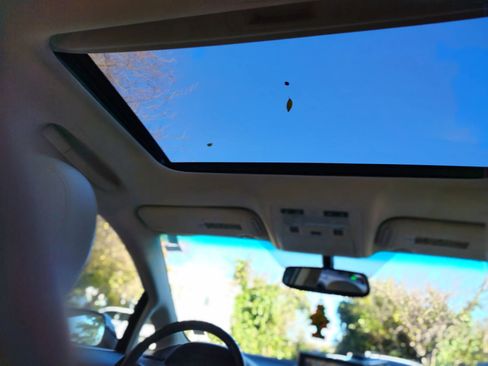 Used 2010 Lexus HS 250h image 18