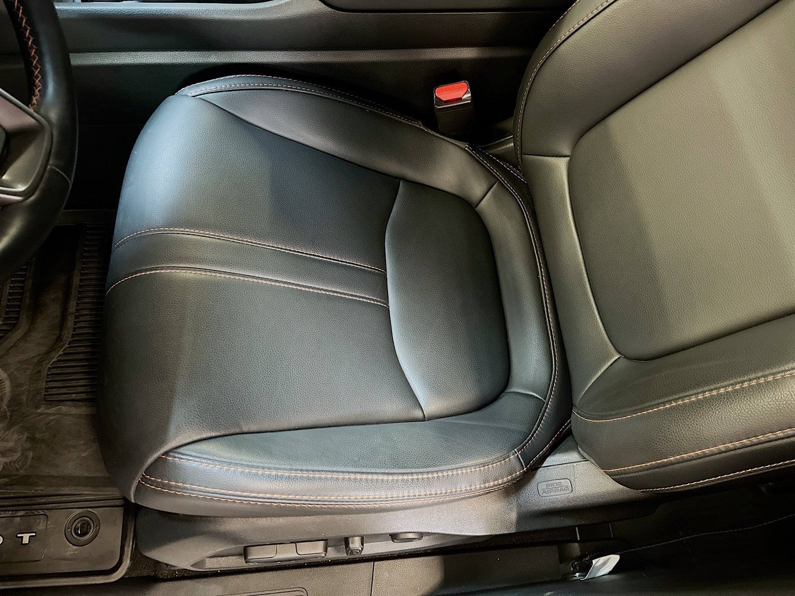 Used 2025 Honda Pilot TrailSport image 19