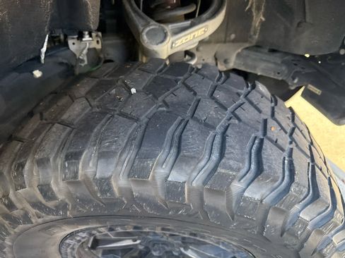 Used 2023 Ford Bronco Big Bend w/ Sasquatch Package image 2