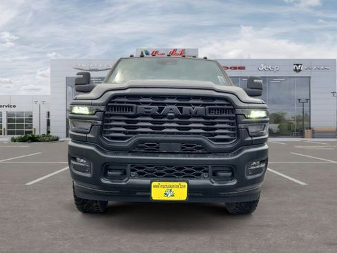 New 2026 RAM 2500 Tradesman AWD/4WD image 8