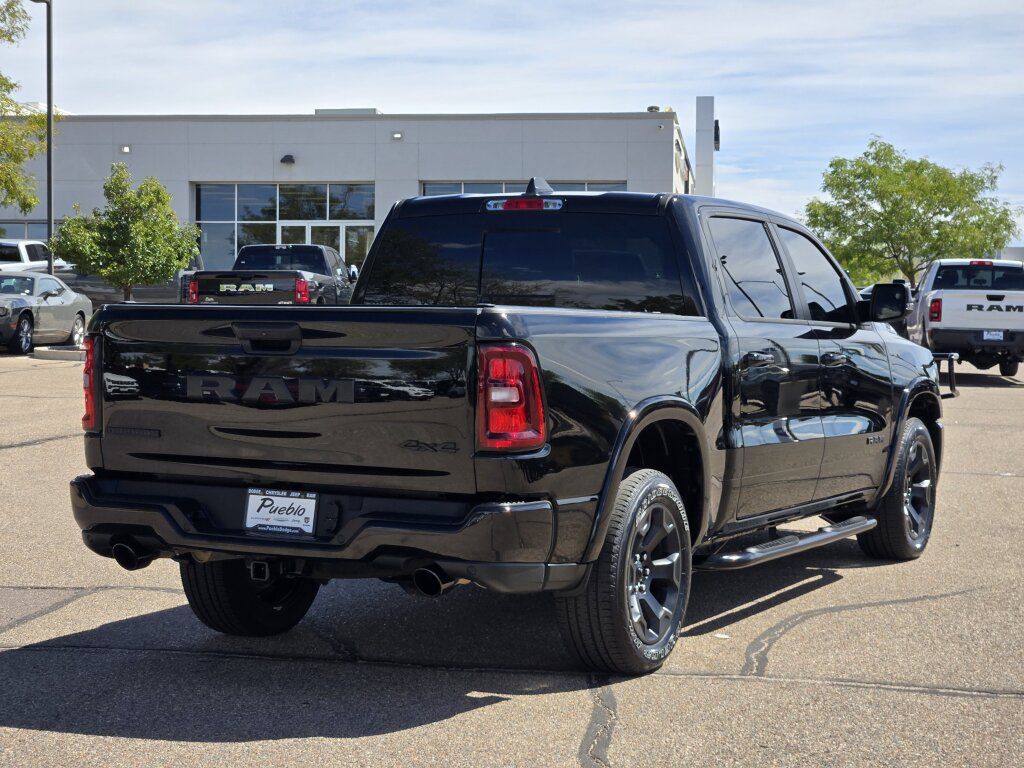 Used 2025 RAM 1500 Big Horn AWD/4WD image 3
