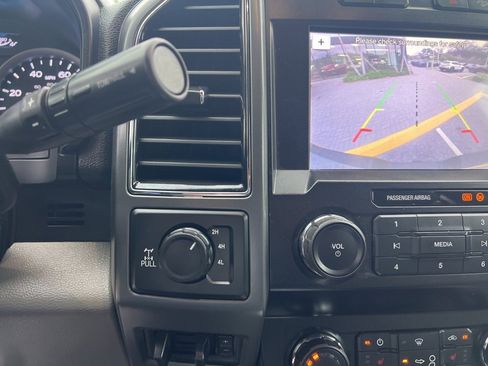 Used 2019 Ford F250 XLT w/ XLT Premium Package image 39