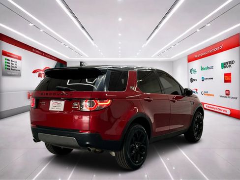 Used 2019 Land Rover Discovery Sport HSE AWD/4WD image 8
