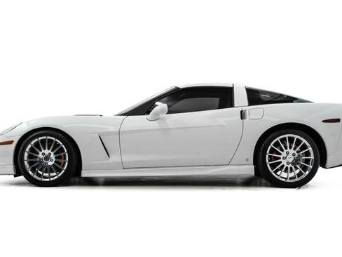 Used 2007 Chevrolet Corvette Coupe w/ Preferred Equipment Group image 9