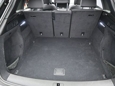 Used 2025 Audi Q5 2.0T Premium image 33