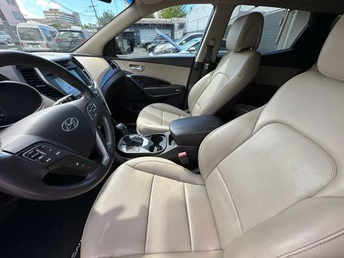 Used 2017 Hyundai Santa Fe Sport w/ 2.4L Tech Package 04 FWD image 14