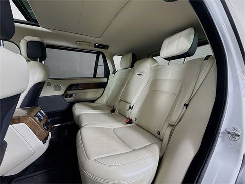 Used 2019 Land Rover Range Rover Long Wheelbase Supercharged image 24