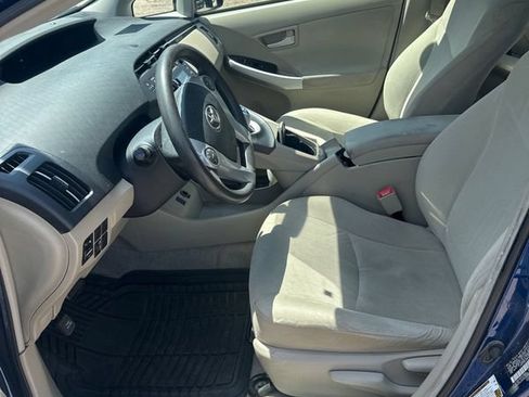 Used 2011 Toyota Prius Two FWD image 2