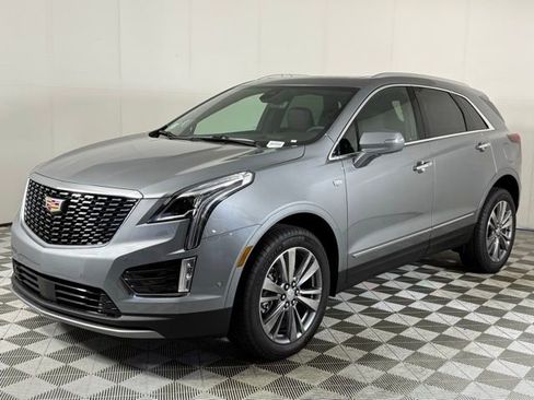 New 2026 Cadillac XT5 Premium Luxury image 2
