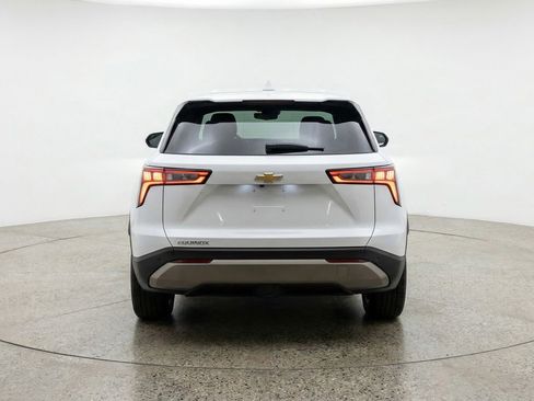 Used 2025 Chevrolet Equinox LT FWD image 7