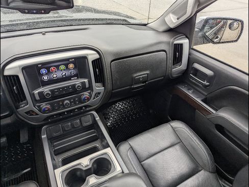 Used 2015 GMC Sierra 1500 SLT w/ Suspension Package, Off-Road image 26